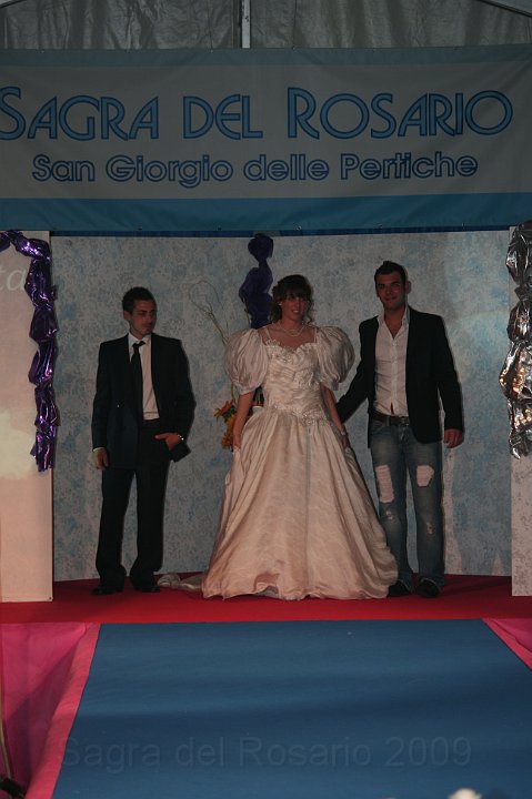 Sfilata vestiti da sposa 6-10-09 (75).JPG